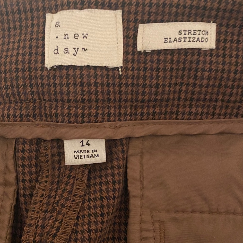 A New Day Women's Brown Houndstooth Pants